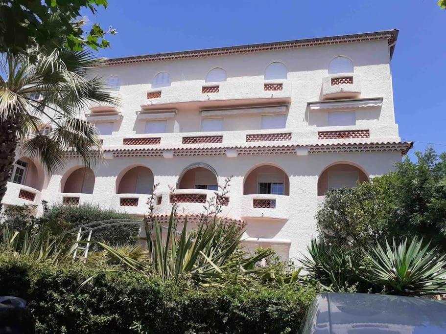 Bandol: Elegant Et Cosy 2 Pieces, Proche Ville Et Plage Екстер'єр фото