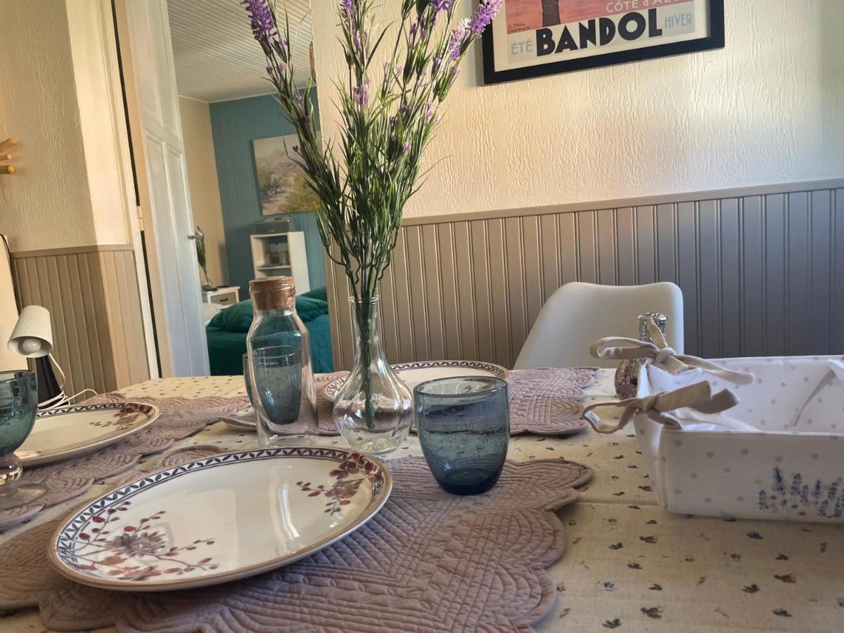 Bandol: Elegant Et Cosy 2 Pieces, Proche Ville Et Plage Екстер'єр фото